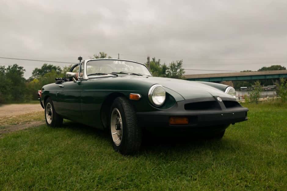 1976 MG MGB sold for $6,000