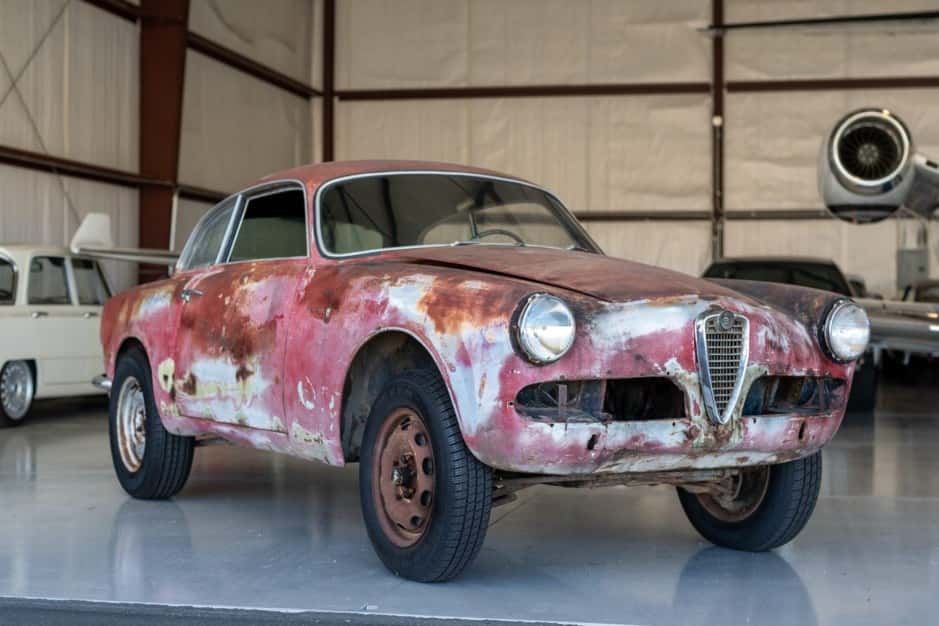 1959 Alfa Romeo 750/101 Series Giulietta & Giulia sold for $9,300