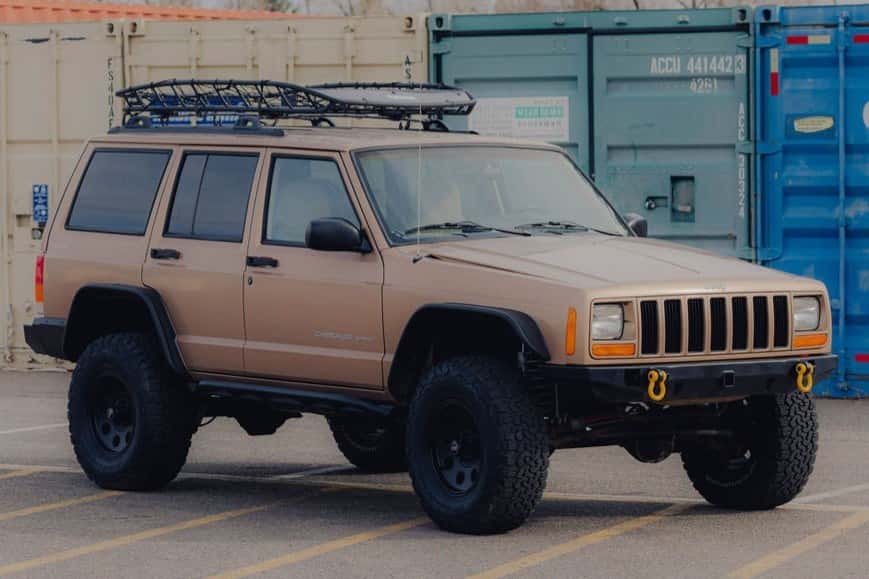 1999 Jeep XJ Cherokee sold for $17,000