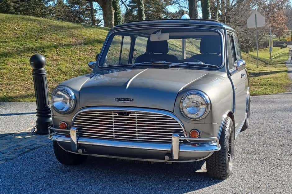 1964 Mini Mk I-III Cooper sold for $26,999