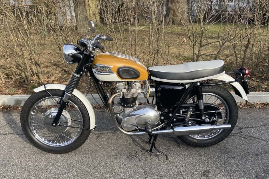 1965 Triumph Trophy sold for $7,350