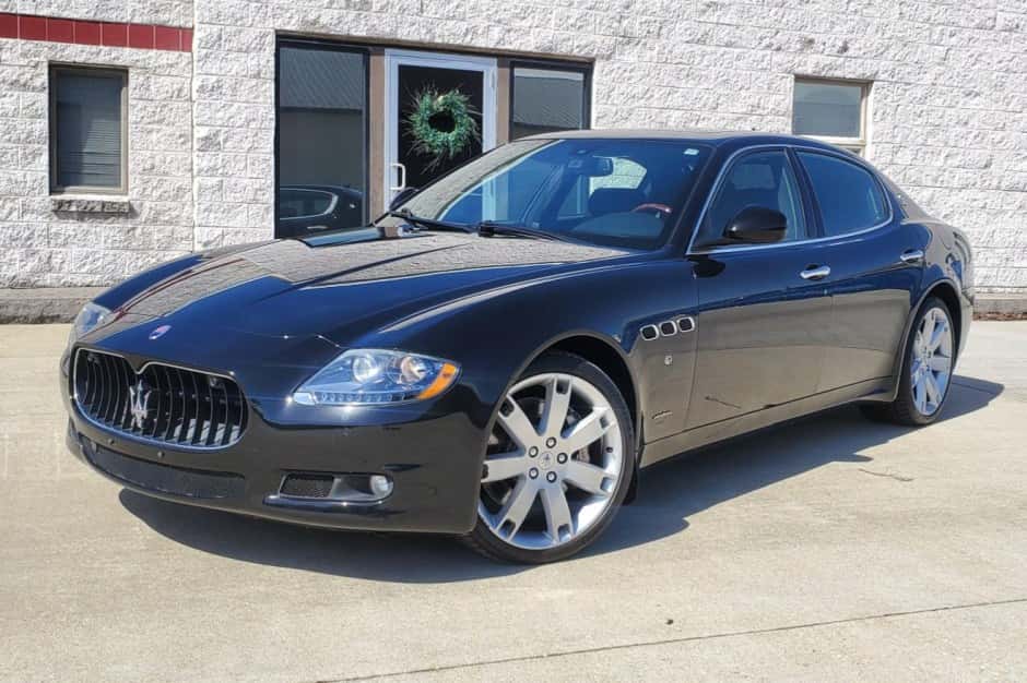 2012 Maserati Quattroporte sold for $26,250
