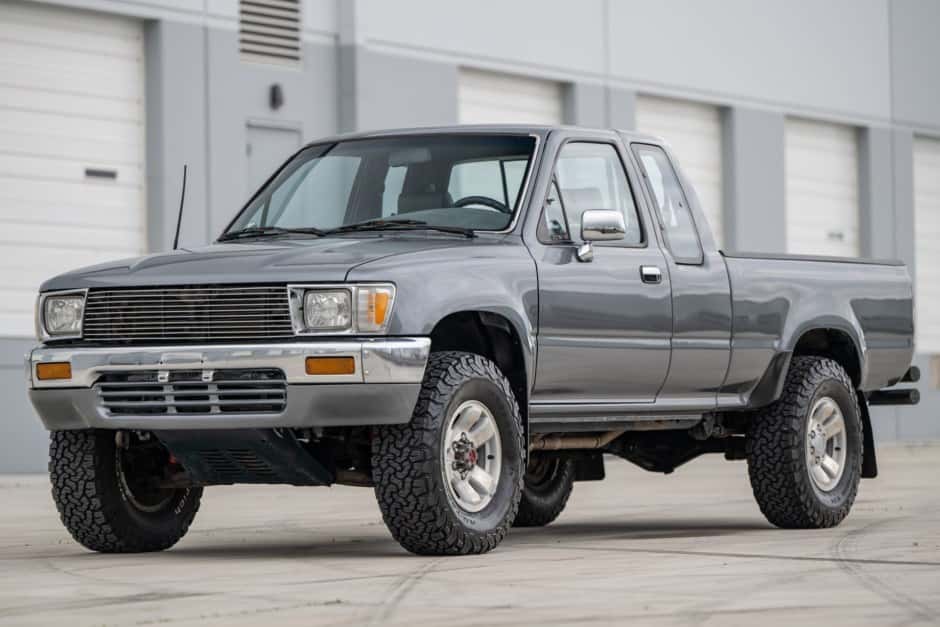 1990 Toyota Pickup (N80/90/100/110 1989-1997) sold for $10,100
