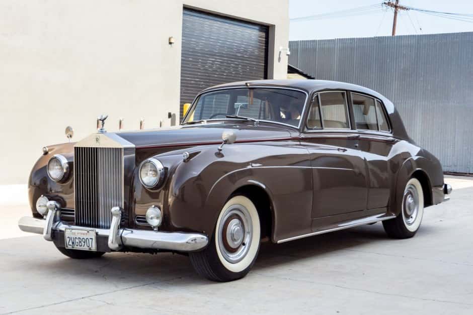 1957 Rolls-Royce Silver Cloud & Phantom V sold for $16,500