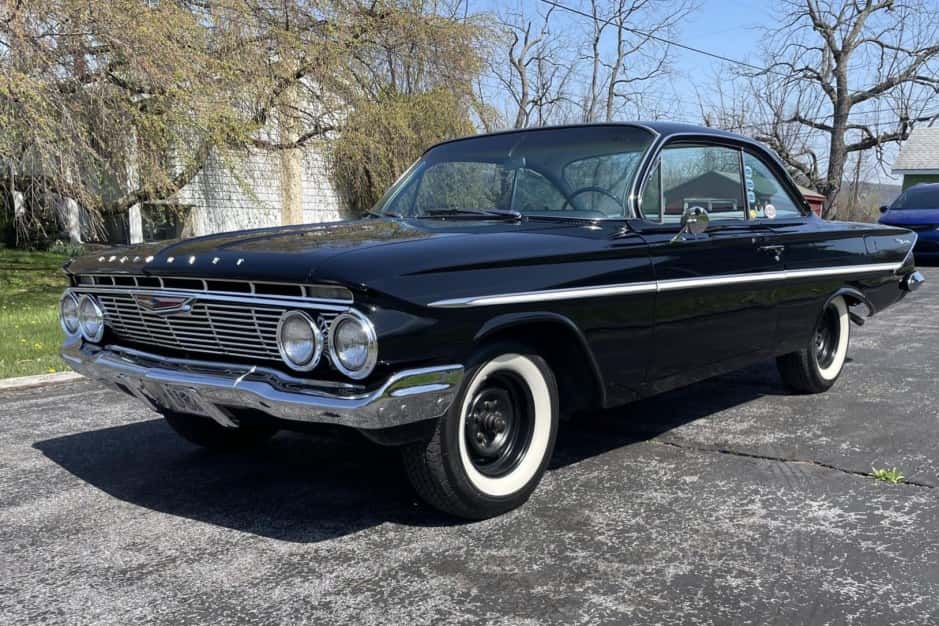 1961 Chevrolet Bel Air sold for $30,250