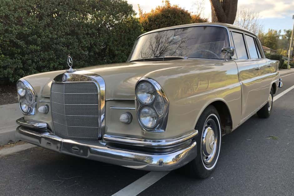 1963 Mercedes-Benz W111 Sedan sold for $3,400