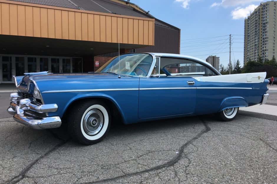 1958 Dodge Coronet sold for $8,100