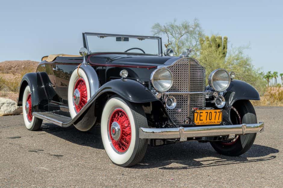 1932 Packard Eight sold for $89,902