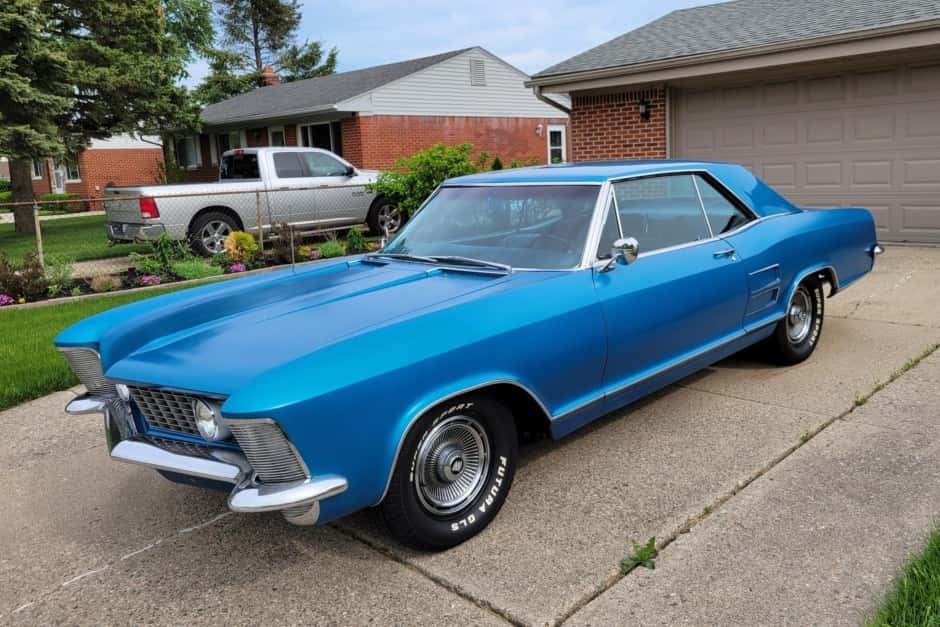1963 Buick Riviera sold for $11,000
