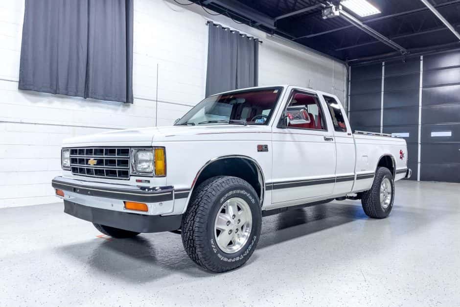 1988 Chevrolet S-10 (1982-1993) sold for $16,000