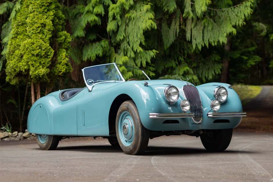 1954 Jaguar XK120 sold for $60,000