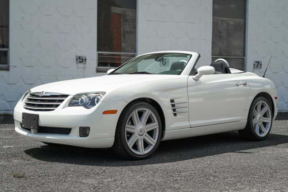 2005 Chrysler Crossfire sold for $22,027
