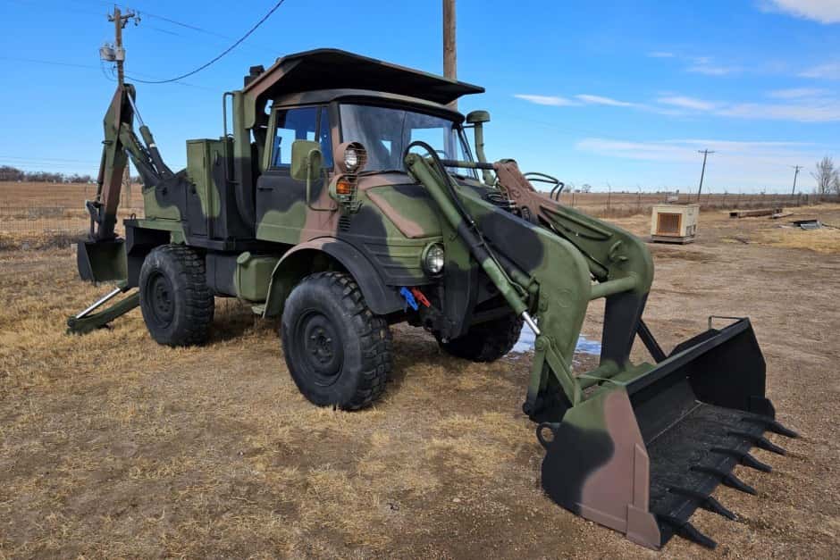 1987 Mercedes-Benz Unimog sold for $30,750