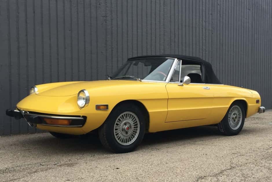 1974 Alfa Romeo 105/115 Spider Series 2 sold for $7,400
