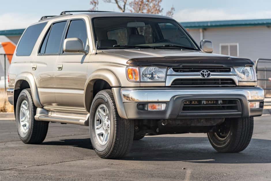 2001 Toyota 4Runner (N180) sold for $26,000