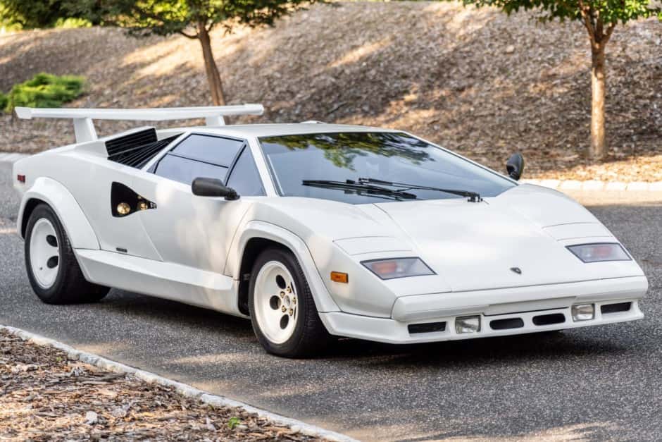 1986 Lamborghini Countach sold for $450,000