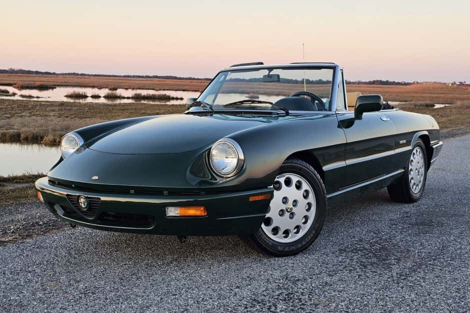 1994 Alfa Romeo 105/115 Spider Series 4 sold for $37,000