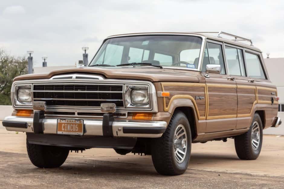 1988 Jeep SJ Grand Wagoneer sold for $28,000