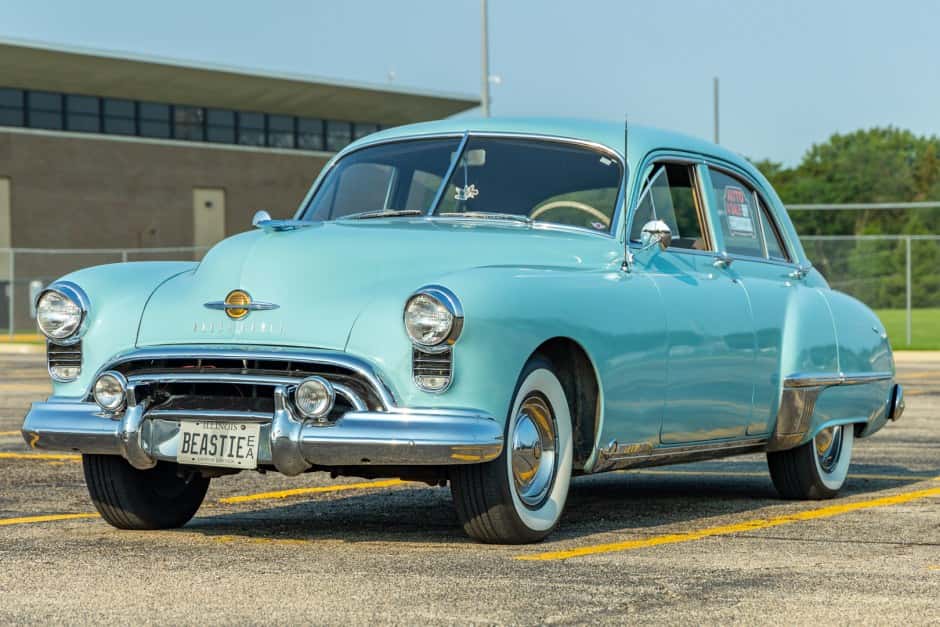 1949 Oldsmobile 98 sold for $10,800