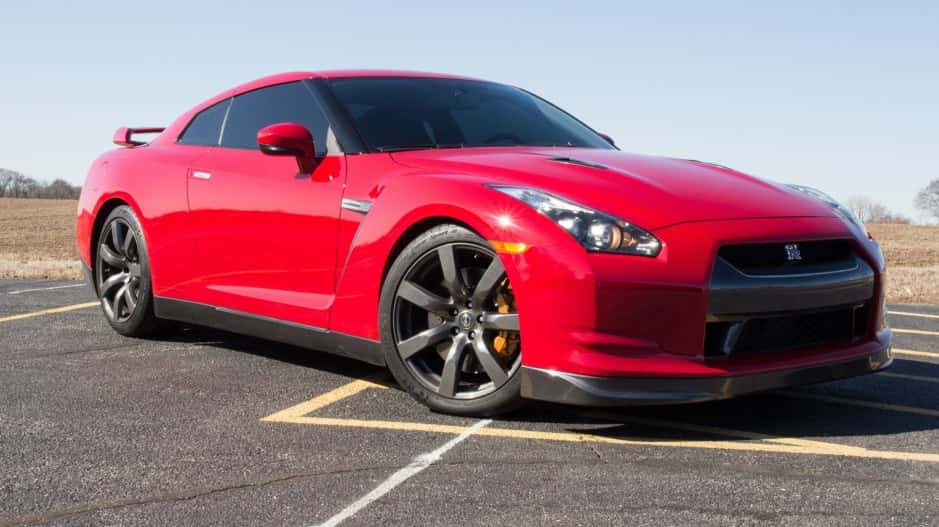 2009 Nissan GT-R R35 sold for $43,540