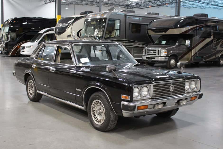 1977 Toyota Crown sold for $7,500