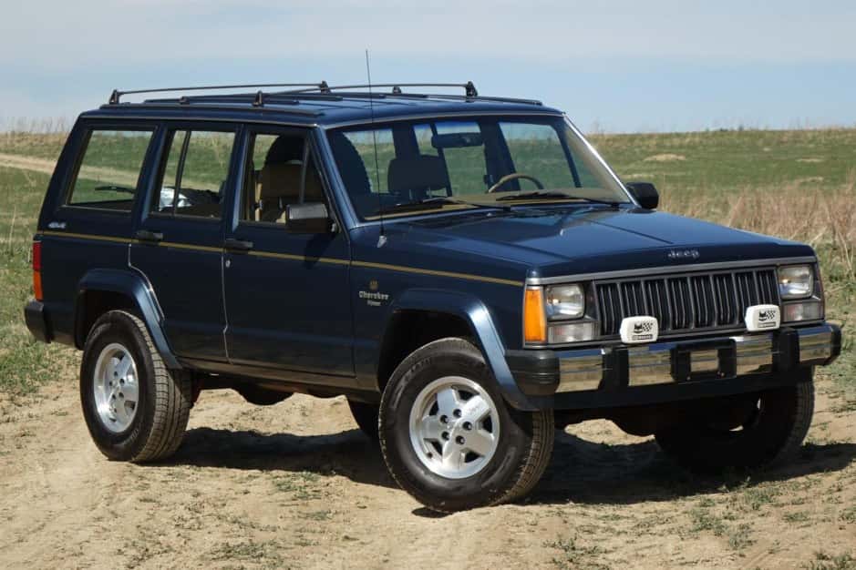 1988 Jeep XJ Cherokee sold for $12,500