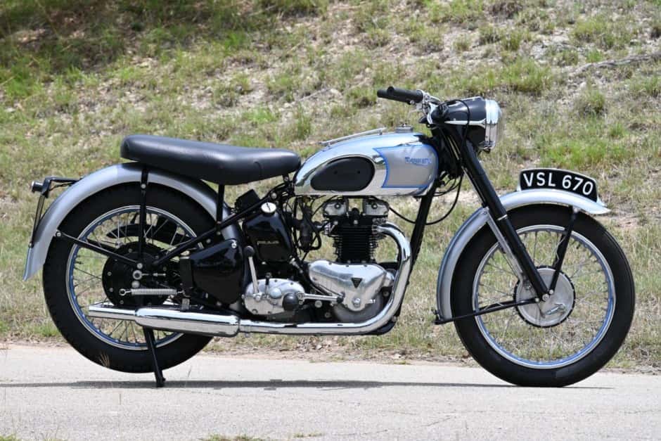 1952 Triumph Thunderbird (1949-1966) sold for $14,357