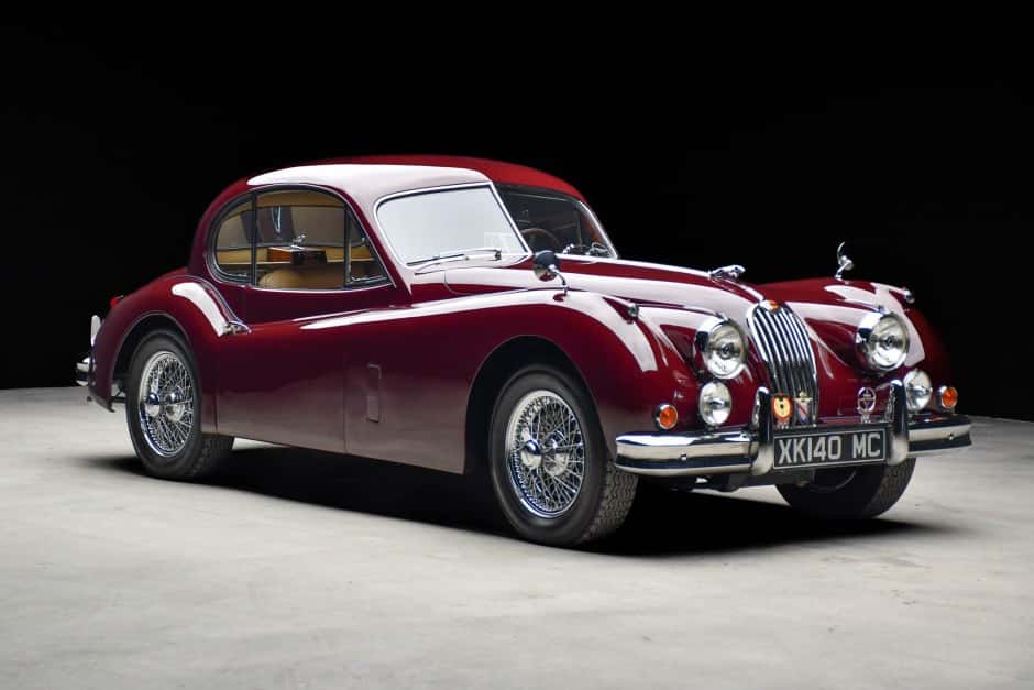 1955 Jaguar XK140 sold for $127,000