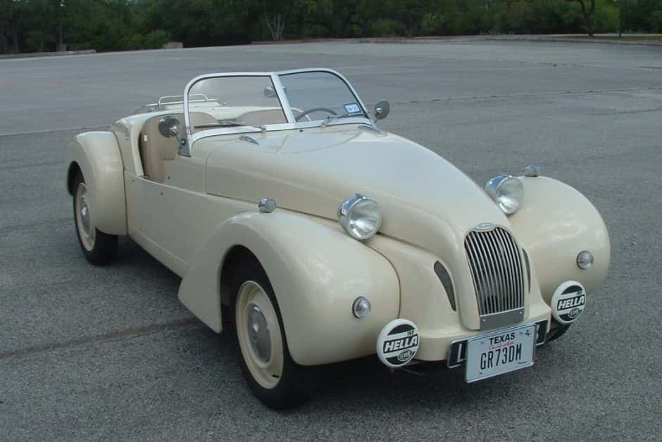 1986 Citroen 2CV sold for $14,750