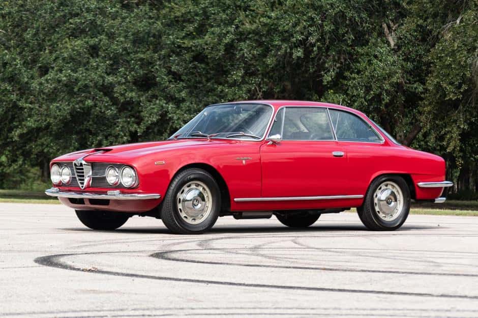 1966 Alfa Romeo 106-Series 2600 sold for $26,500