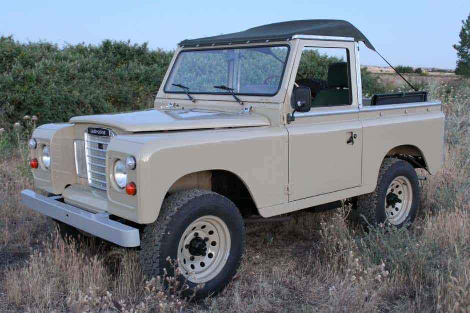 1986 Land Rover Series 88 sold for $26,250