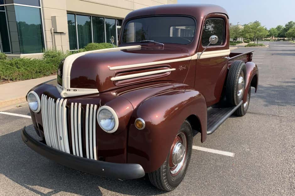 1947 Ford Pickup 1940-1947 sold for $20,250