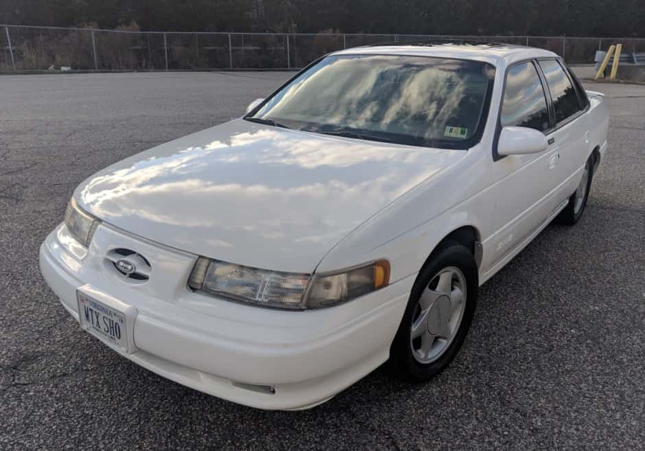 1995 Ford Taurus SHO sold for $2,903