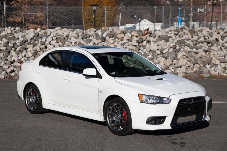2014 Mitsubishi Lancer Evolution sold for $29,250