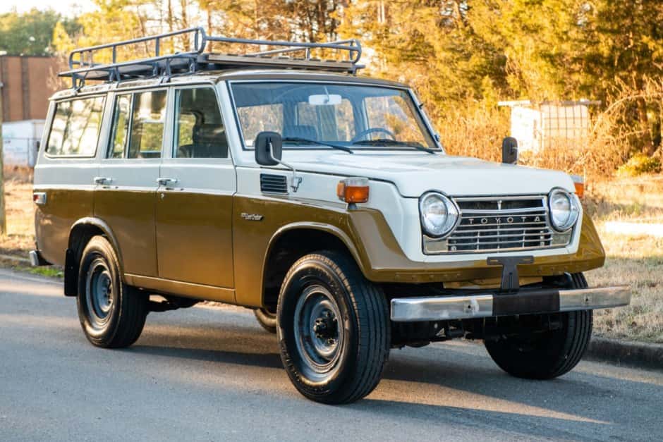1979 Toyota Land Cruiser FJ55 sold for $21,000