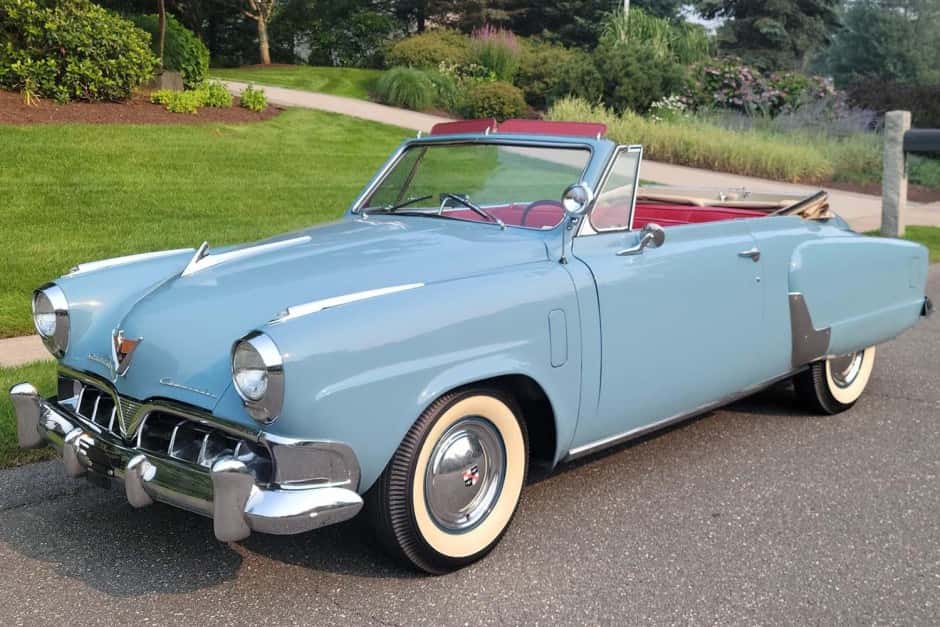 1952 Studebaker Commander sold for $30,250