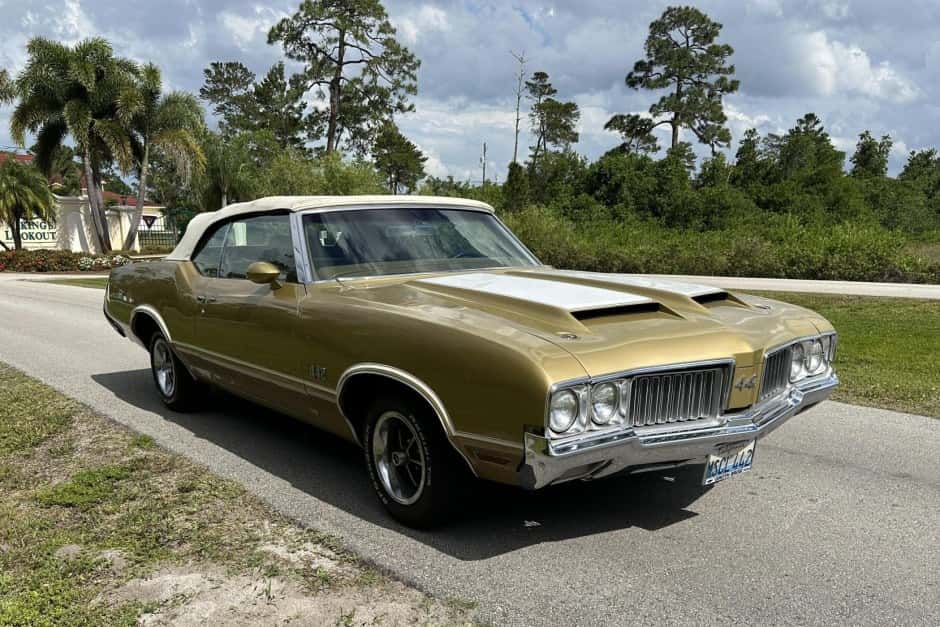 1970 Oldsmobile 442 sold for $43,500