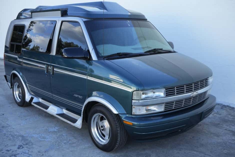 1999 Chevrolet  sold for $8,350