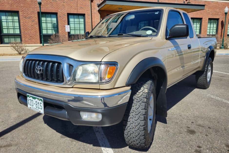 2003 Toyota Tacoma (N1X0 1995-2005) sold for $17,250