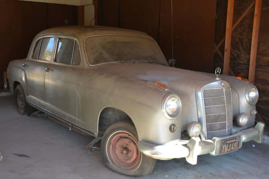 1956 Mercedes-Benz Ponton sold for $4,300