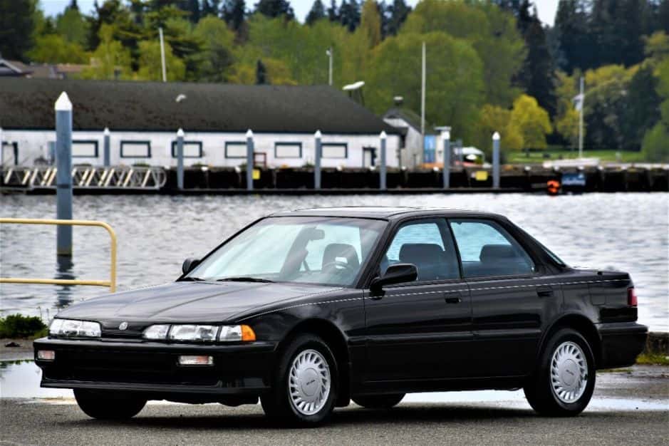 1991 Acura Integra sold for $7,401