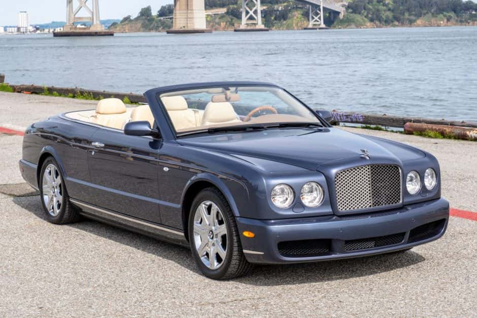 2008 Bentley Azure sold for $83,000