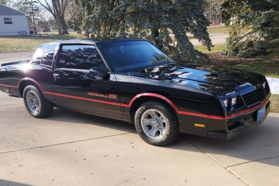 1986 Chevrolet Monte Carlo sold for $22,000