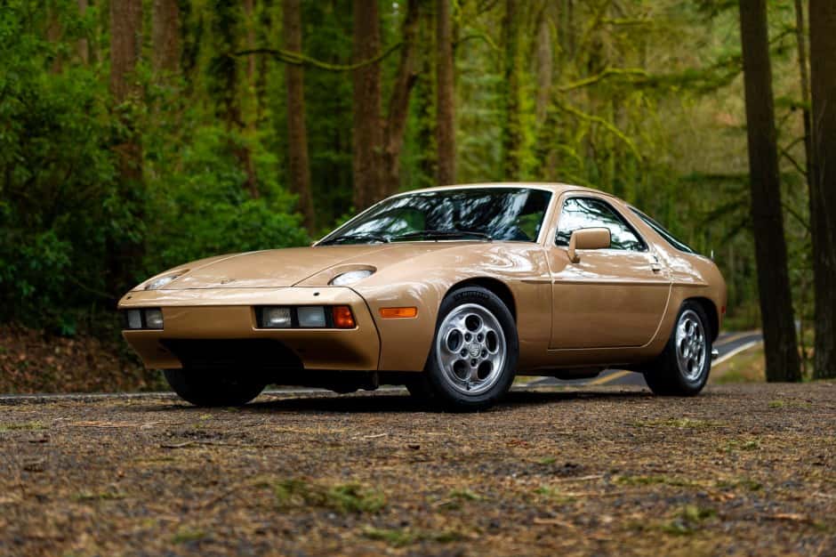1980 Porsche 928 sold for $17,000