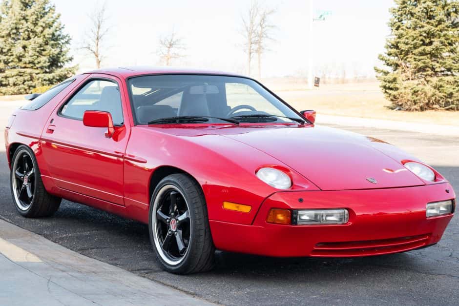1987 Porsche 928 sold for $22,250