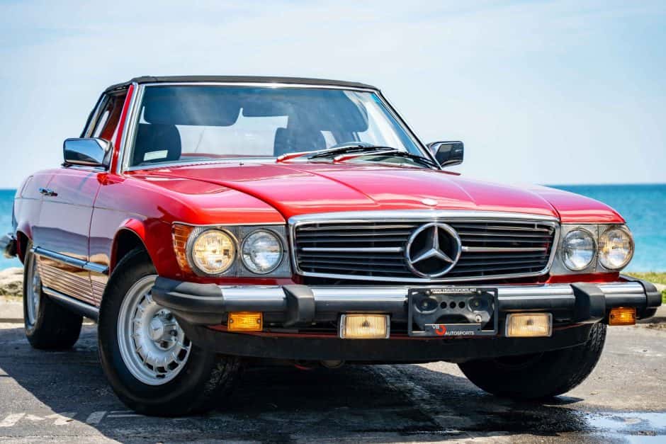 1984 Mercedes-Benz R107 SL sold for $15,500