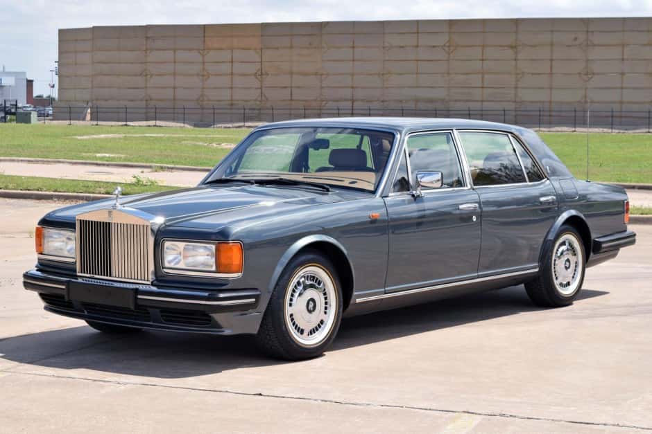 1995 Rolls-Royce SZ Silver Spirit & Silver Spur sold for $36,815
