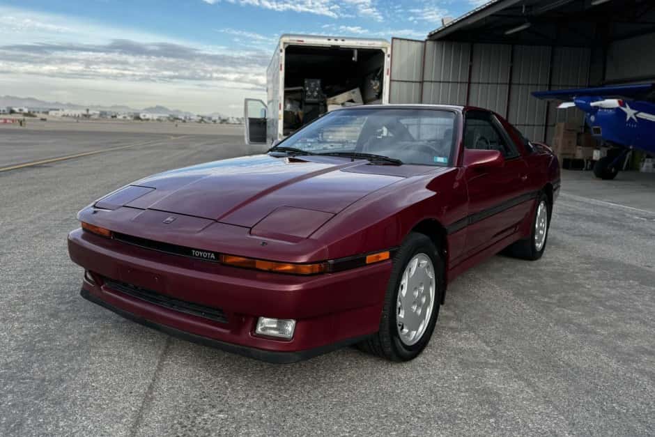 1988 Toyota Supra A70 (1986-1992) sold for $15,250