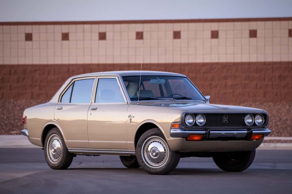 1970 Toyota Corona sold for $10,000