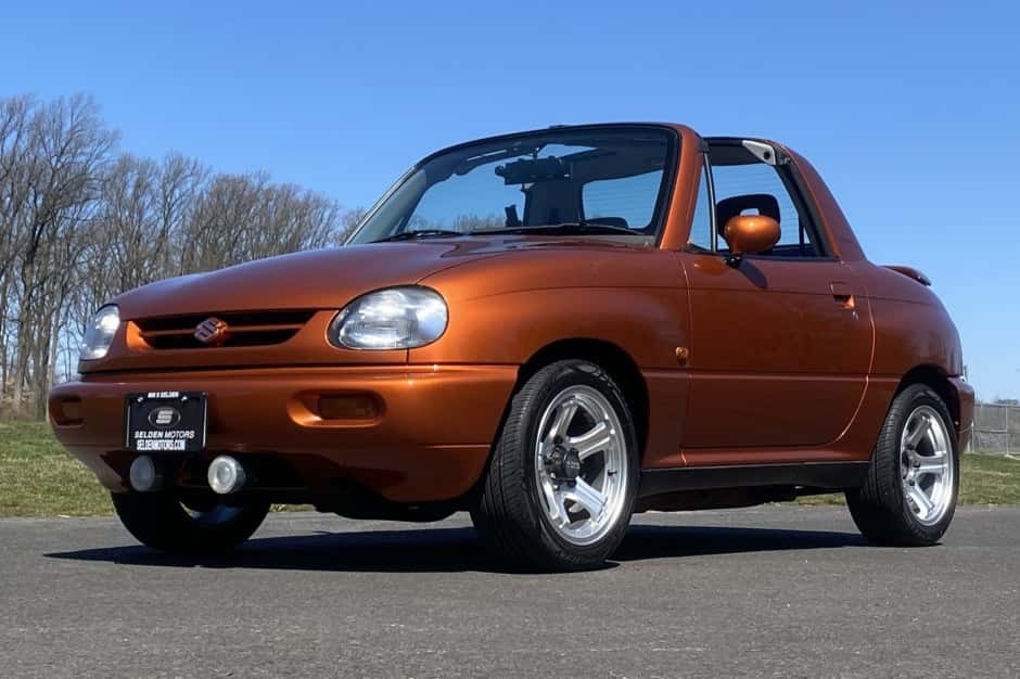 1996 Suzuki  sold for $9,200